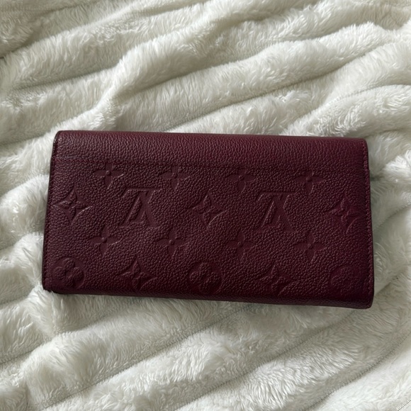 Louis Vuitton Raisin Empriente Sarah Wallet - Picture 2 of 9